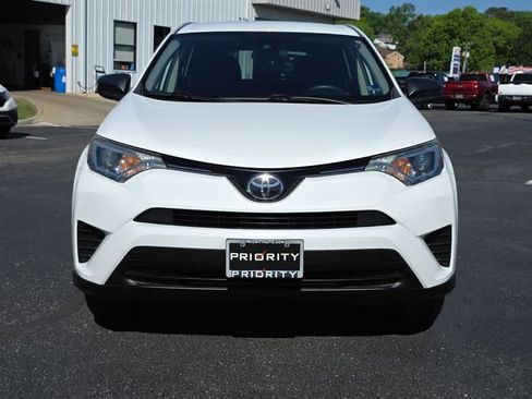 Used 2018 Toyota RAV4 LE w/ All Weather Liner Package AWD/4WD image 4