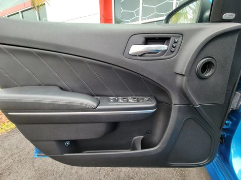 Used 2016 Dodge Charger R/T Scat Pack RWD image 18