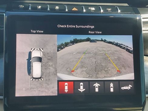 Used 2022 Jeep Grand Cherokee Limited w/ Luxury Tech Group II image 30