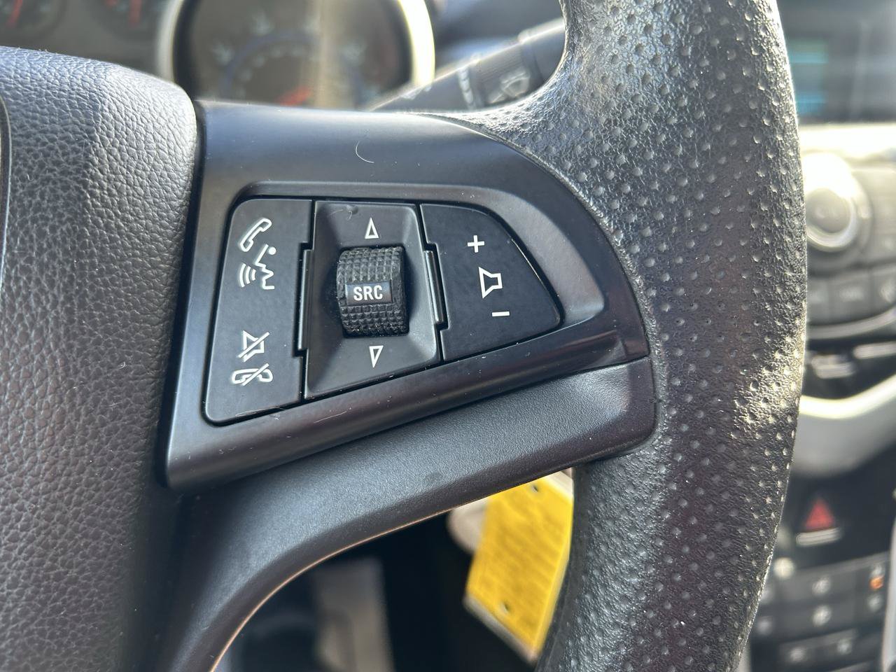 Used 2012 Chevrolet Cruze LS w/ Connectivity Package FWD image 17