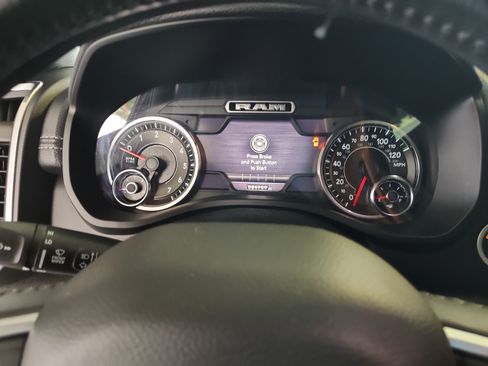 Used 2020 RAM 1500 Laramie w/ Sport Appearance Package AWD/4WD image 11