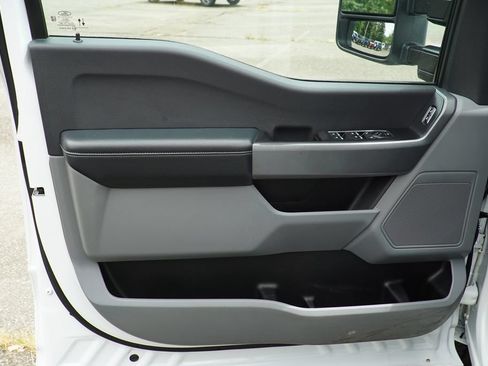 Used 2024 Ford F350 XLT w/ FX4 Off-Road Package AWD/4WD image 22