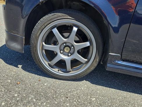 Used 2006 Scion xB FWD image 2