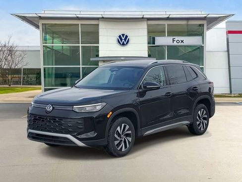 New 2026 Volkswagen Tiguan S image 2