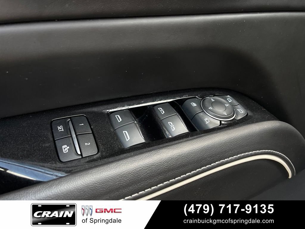 Used 2023 Cadillac Escalade V AWD/4WD image 11