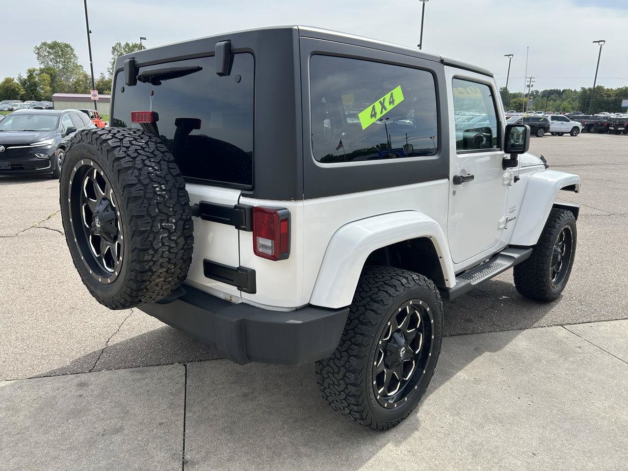 Used 2012 Jeep Wrangler Sahara w/ Dual Top Group AWD/4WD image 5