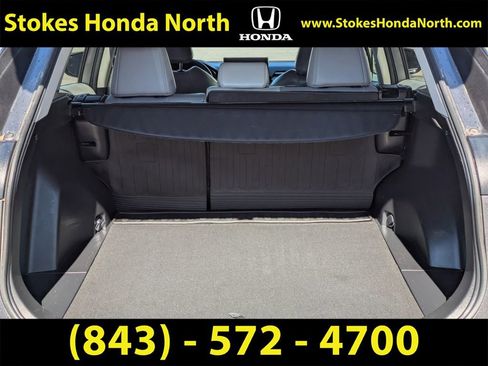 Used 2022 Toyota RAV4 XLE Premium image 13