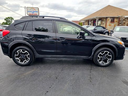 Used 2017 Subaru Crosstrek 2.0i Premium image 6