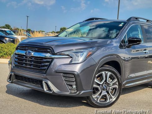 Used 2026 Subaru Ascent Touring AWD/4WD image 2