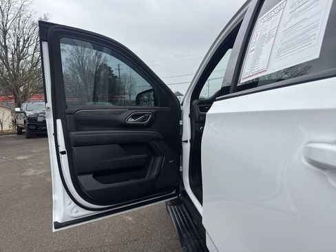 Used 2022 GMC Yukon AT4 image 18