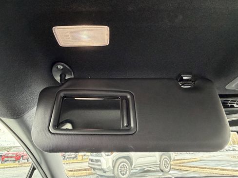 Certified 2024 Toyota Corolla SE image 28