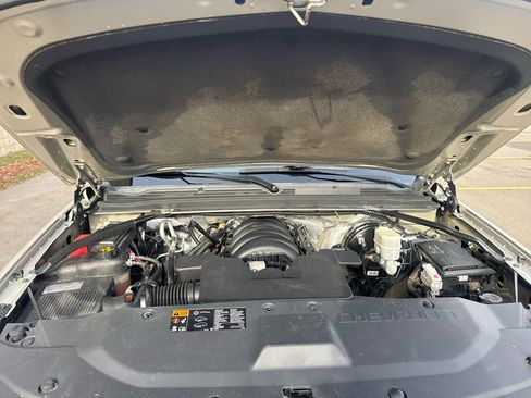 Used 2015 Chevrolet Tahoe LT image 38