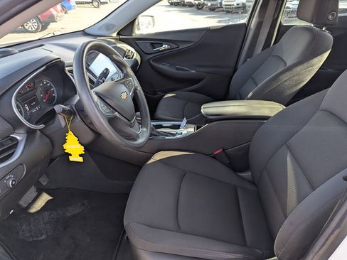 Used 2023 Chevrolet Malibu LT FWD image 25