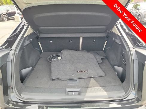Used 2023 Nissan Ariya FWD image 27