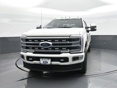 Certified 2024 Ford F350 Platinum image 21