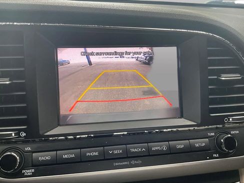 Used 2017 Hyundai Elantra SE FWD image 29