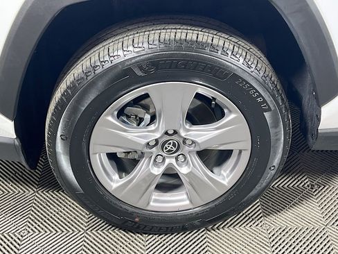 Certified 2025 Toyota RAV4 XLE image 28