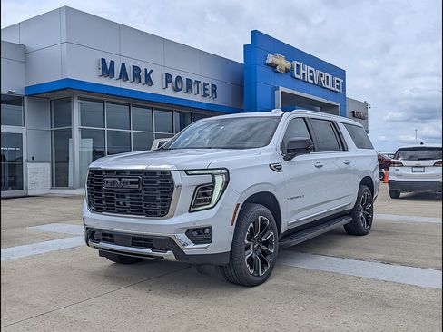New 2026 GMC Yukon XL Denali w/ Advanced Technology Package AWD/4WD image 1