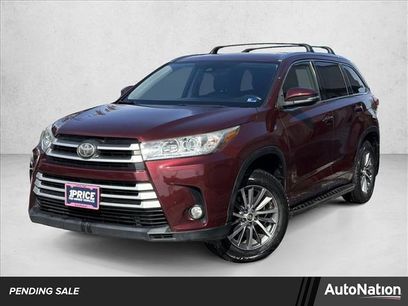 Used 2017 Toyota Highlander XLE