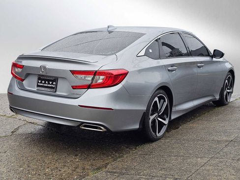 Used 2019 Honda Accord Sport image 3
