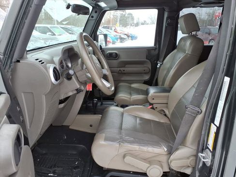 Used 2010 Jeep Wrangler Unlimited Sahara w/ Dual Top Group image 10