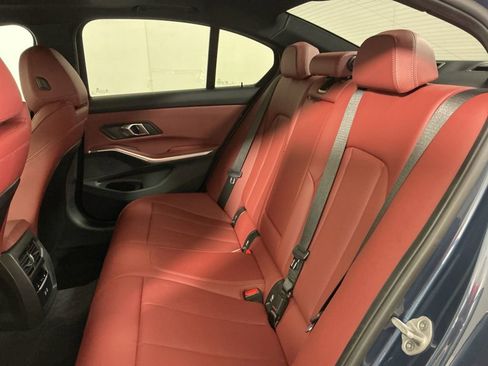 Certified 2025 BMW 330i Sedan w/ M Sport Package RWD image 9