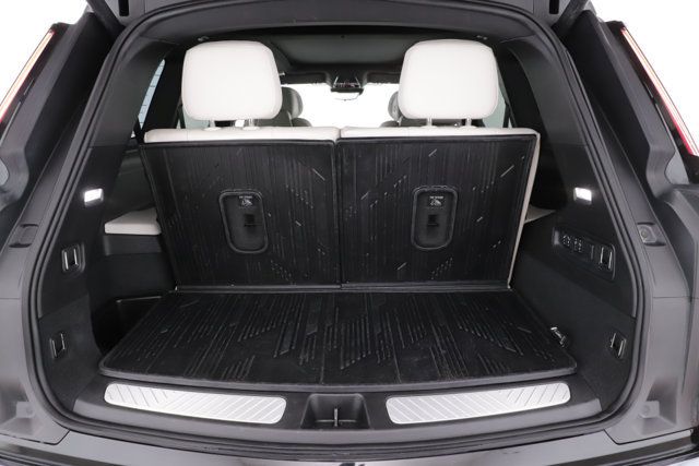 Used 2026 Cadillac Vistiq Sport w/ LPO, Floor Liner Package AWD/4WD image 28