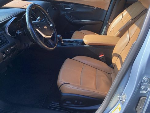 Used 2014 Chevrolet Impala LTZ FWD image 10