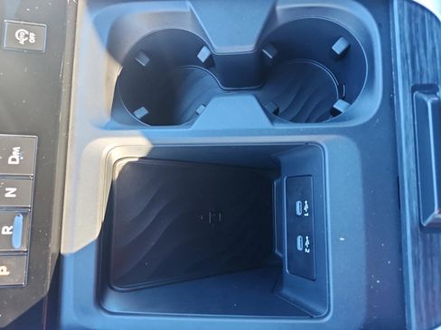 Used 2025 Nissan Armada Platinum image 20