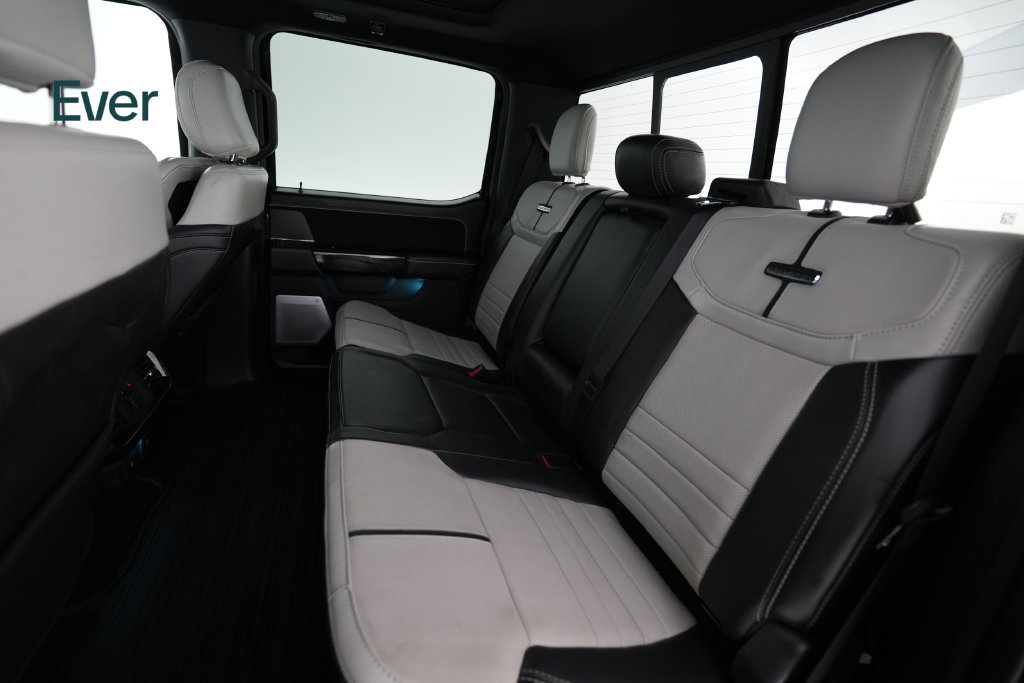 Used 2022 Ford F150 Lightning Platinum AWD/4WD image 18