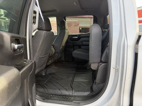 Used 2019 Chevrolet Silverado 1500 LT w/ All-Star Edition AWD/4WD image 17