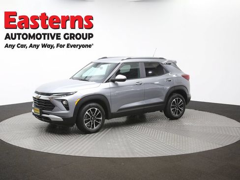 Used 2024 Chevrolet TrailBlazer LT FWD image 55