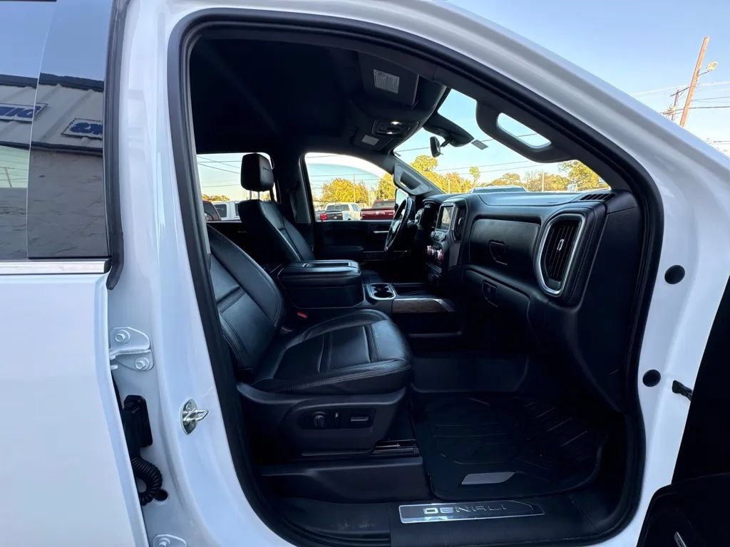 Used 2020 GMC Sierra 2500 Denali w/ Technology Package AWD/4WD image 13