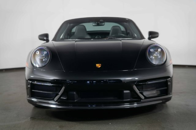 Used 2023 Porsche 911 50th Anniversary Edition AWD/4WD image 3