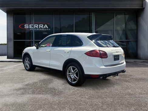 Used 2011 Porsche Cayenne AWD/4WD image 3