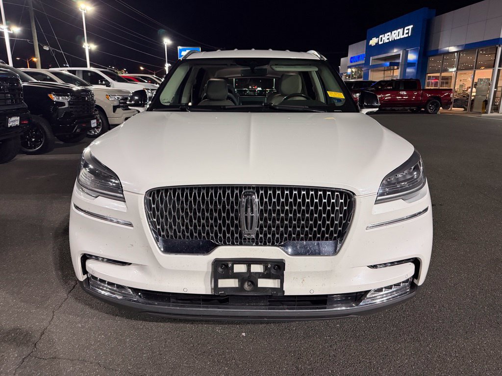Used 2020 Lincoln Aviator Reserve w/ Elements Package Plus AWD/4WD image 2