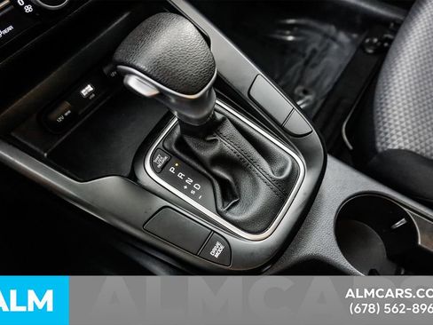 Used 2025 Kia Soul LX image 37