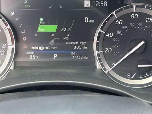 Used 2022 Toyota Highlander XSE FWD image 30