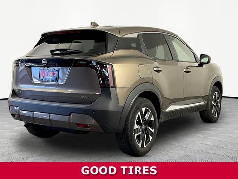 Certified 2025 Nissan Kicks SV AWD/4WD image 6