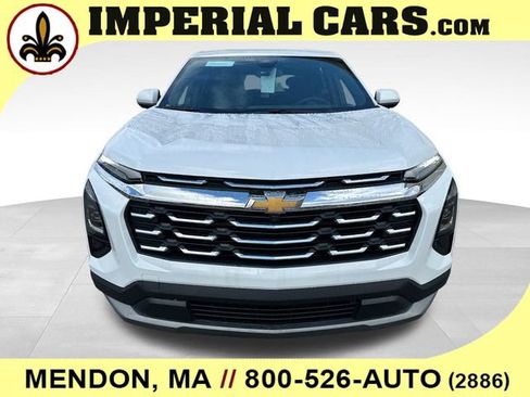 New 2026 Chevrolet Equinox LT w/ LPO, Floor Liner Package AWD/4WD image 4