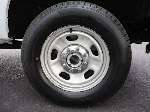 Used 2014 Ford F350 XL w/ Power Equipment Group AWD/4WD image 41