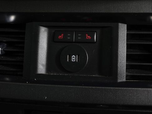 Used 2023 Ford F450 Platinum w/ FX4 Off-Road Package image 12