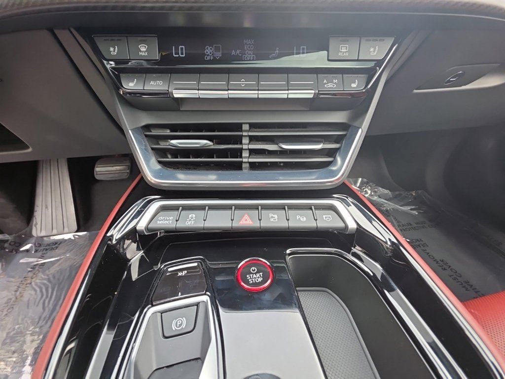 Used 2023 Audi e-tron GT Prestige w/ Prestige Package AWD/4WD image 16