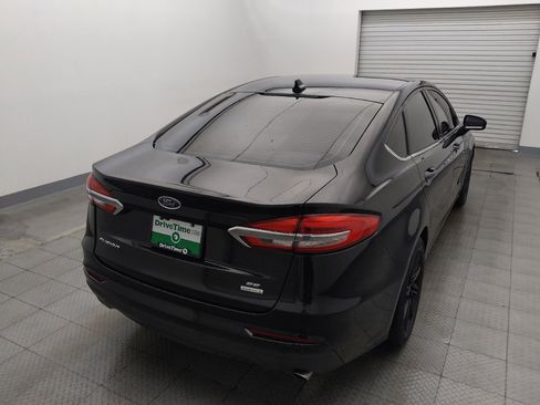 Used 2020 Ford Fusion SE FWD image 7