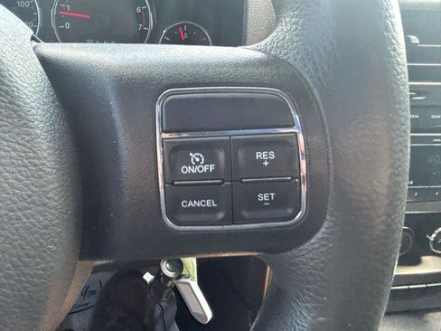 Used 2012 Jeep Liberty Sport AWD/4WD image 19