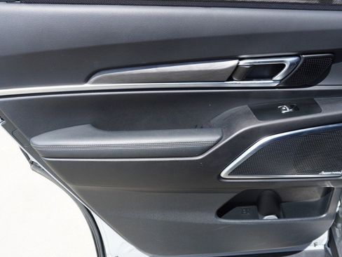 Used 2024 Kia Telluride SX X-Line image 31