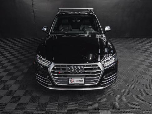 Used 2018 Audi SQ5 Premium Plus w/ Navigation Package AWD/4WD image 9