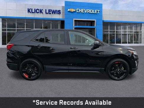 Used 2018 Chevrolet Equinox LT w/ Redline Edition AWD/4WD image 9