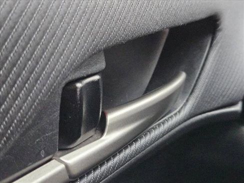 Used 2025 Toyota Camry SE image 17