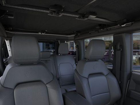 New 2026 Ford Bronco Outer Banks AWD/4WD image 13